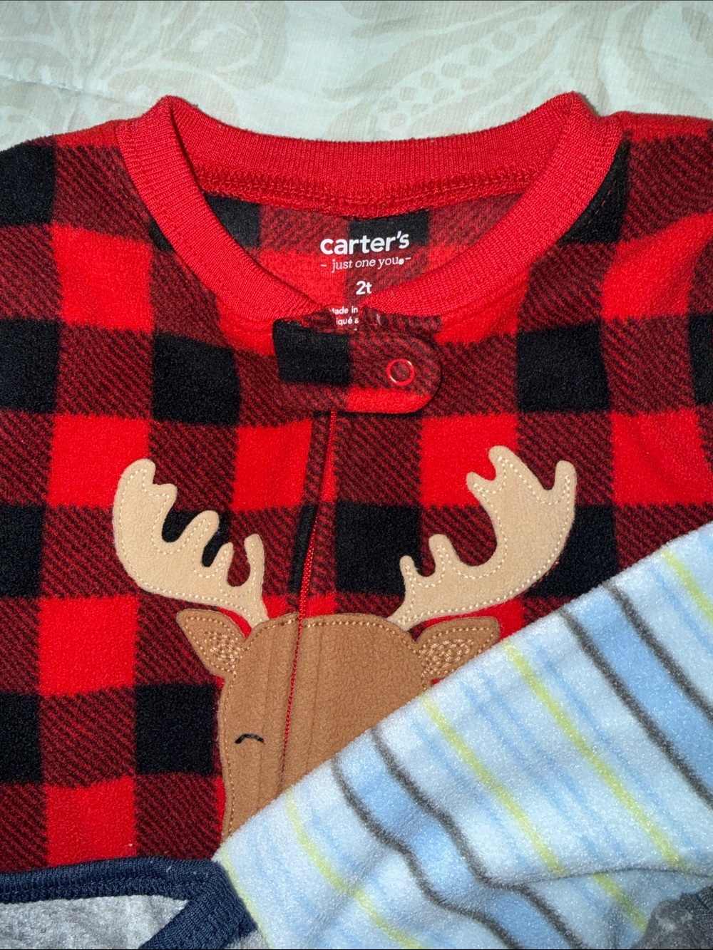 Bundle - 6 pack of 2T Fleece Onsies - Picture 3 of 8
